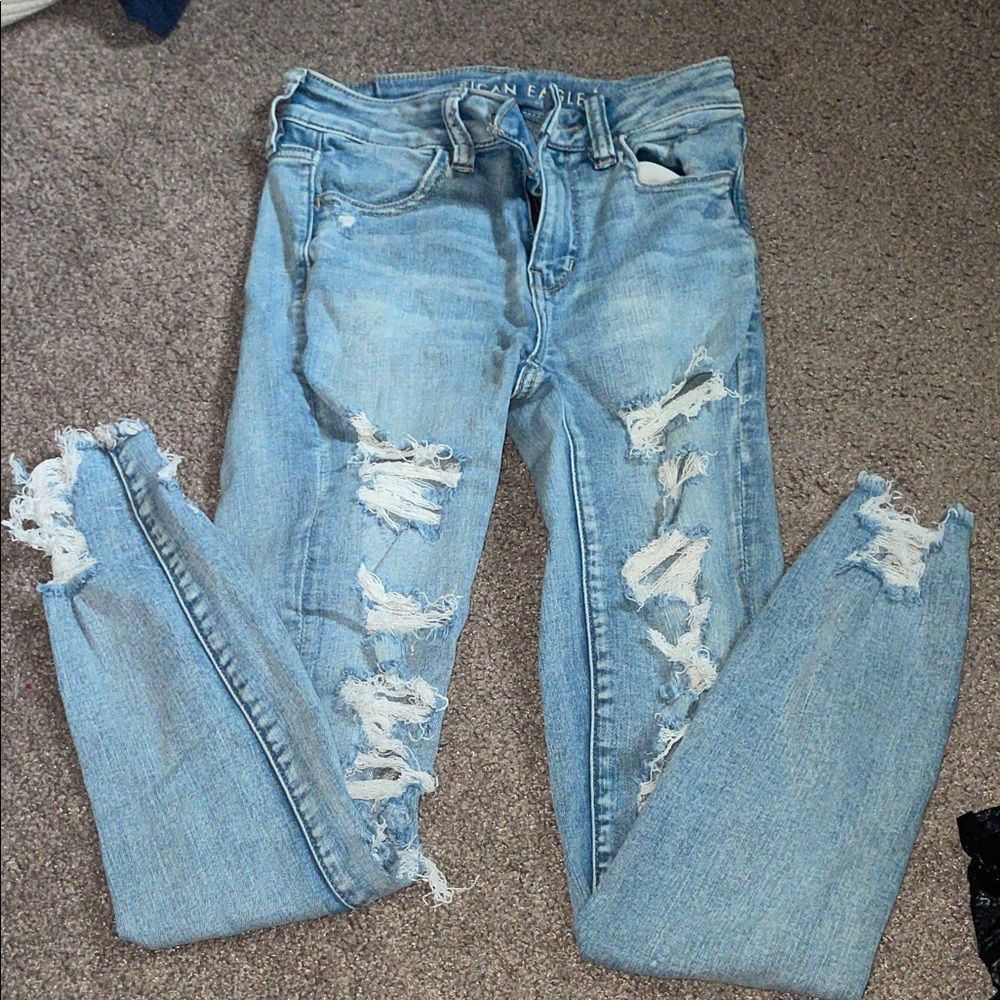 American Eagle Outfitters Women's Distressed Light Blue Skinny Jeans
